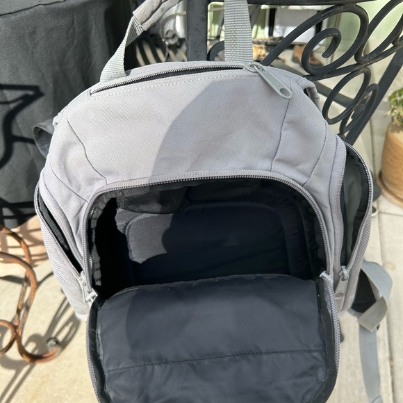 Roxy Backback - Picture 4 of 16